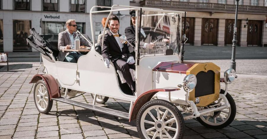 Vienna: Culinary Sightseeing Tour in an Electric Vintage Car - Stop one: Zum Schwarzen Kameel and Viennese ham
