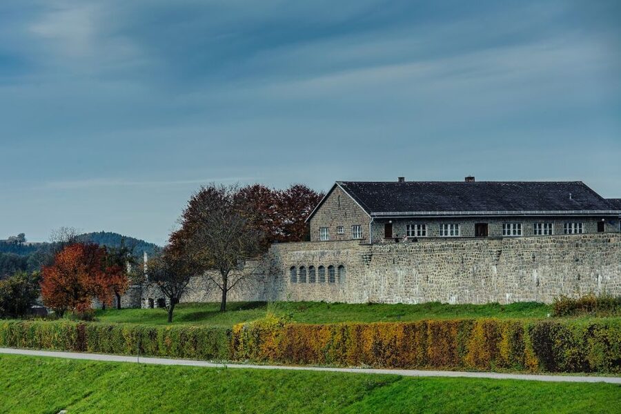 Vienna: Day Trip to Mauthausen Concentration Camp Memorial - Who should take this Mauthausen day trip?