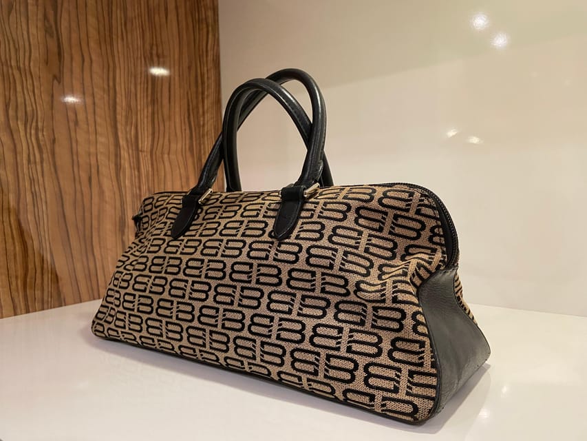 Vienna: Designer Fashion Time Capsule Experience - Should you book the fashion capsule experience?