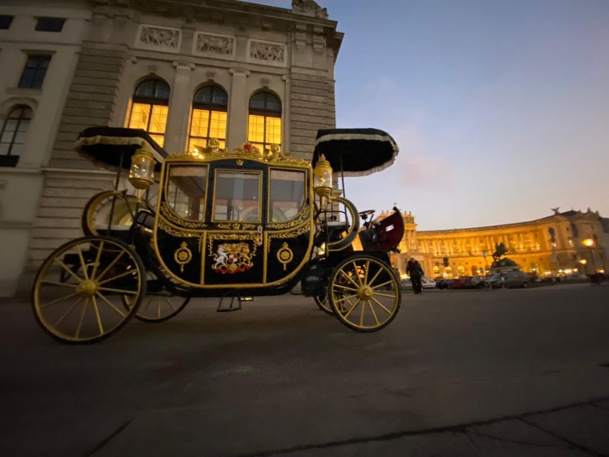 Vienna: Electric-Imperial Carriage Sightseeing Tour - Parliament, Burgtheater, Rathaus, and the University