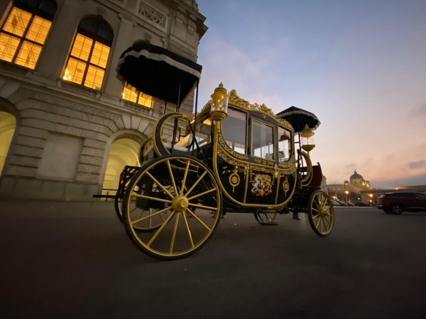 Vienna: Electric-Imperial Carriage Sightseeing Tour - From the Opera to Albertina and Hotel Sacher