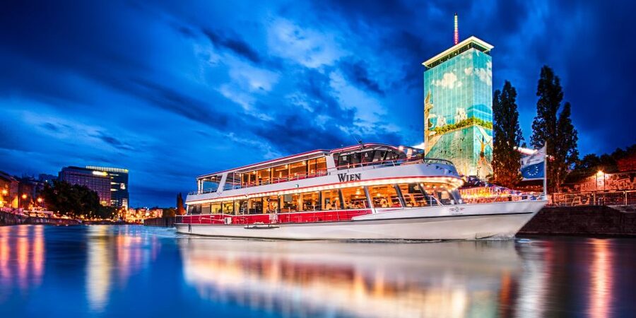 Vienna: Evening Cruise Along The Danube - What the three-hour route is really like