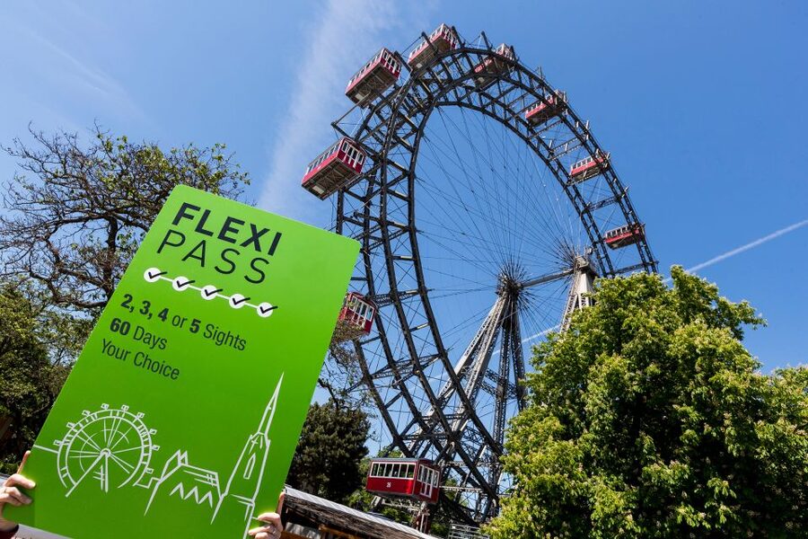 Vienna FLEXI Pass: Choose from 70+ Top Sights in one Ticket - Start with the 72-hour sightseeing bus