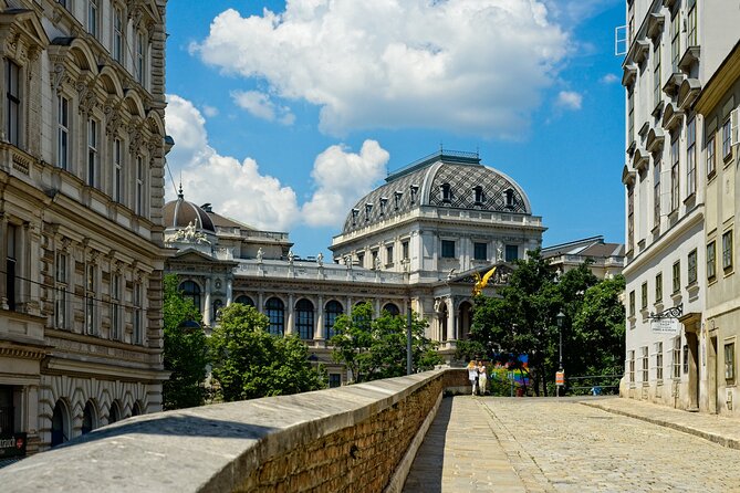 Vienna: Freud, Mozart & Beethoven Exploration Game - Who will enjoy this most