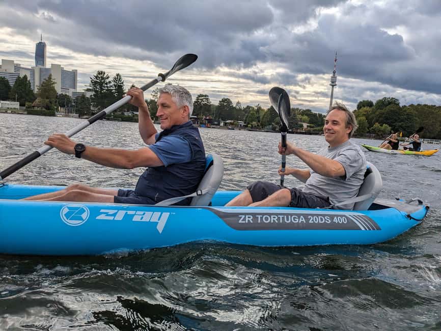 Vienna: Guided Kayaking Tour - Group size, private outings, and the pace