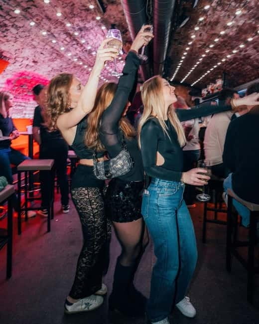 Vienna: Guided Pub Crawl with Club Entry - Who will enjoy this most
