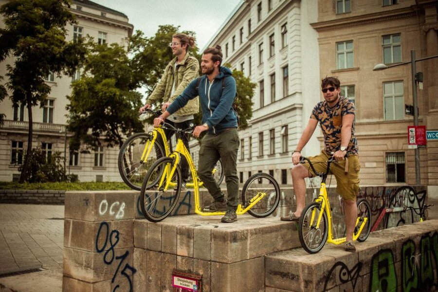 Vienna: Guided Tour by Kick Bike or E-Scooter with a Local - Danube Island and local leisure
