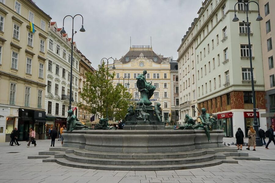 Vienna: Guided Walking Tour of City Highlights & Hidden Gems - The Vienna State Opera and the city’s musical identity