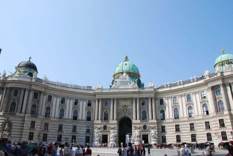 Vienna: History Highlight Walking Tour - St. Michael’s Church and the Hofburg Palace