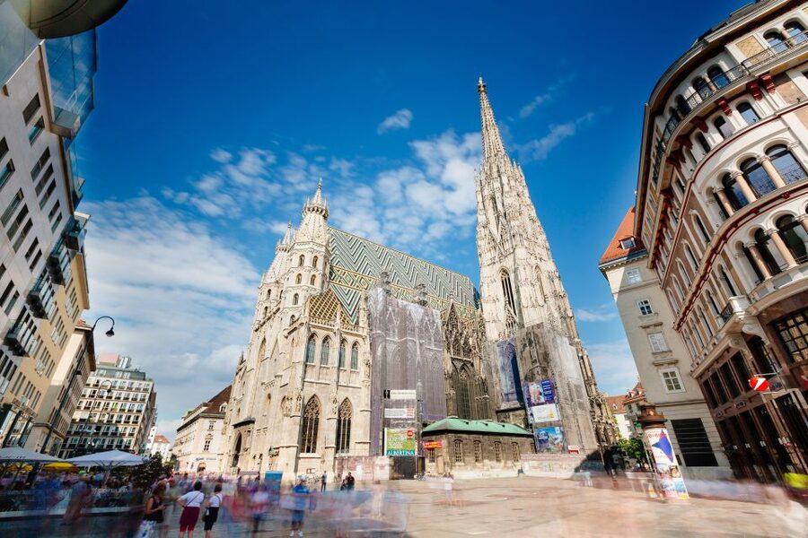 Vienna: Hop-On Hop-Off Sightseeing Bus Tour in 19 Languages - Blue Route: Prater, Hundertwasser, and the Danube