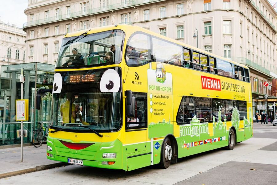 Vienna: Hop-On Hop-Off Sightseeing Bus Tour in 19 Languages - Red Route: Vienna’s grand Ring Road in 60 minutes