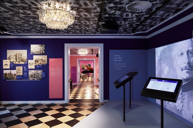 Vienna: House of Strauss Museum Entry Ticket - The Strauss Concert Hall finale