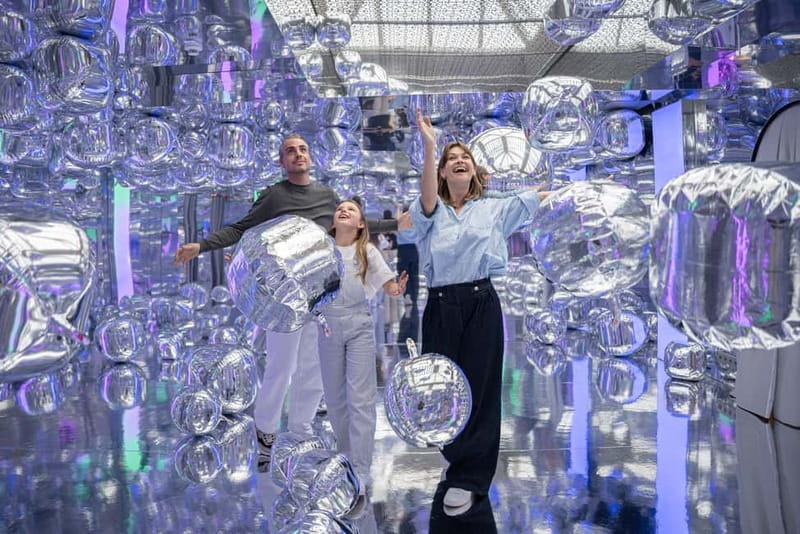 Vienna: IKONO VIENNA Immersive Experience Ticket - Art that asks you to participate