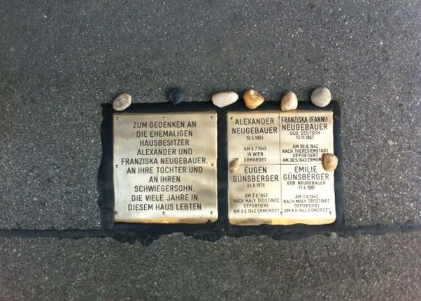 Vienna: Jewish Life in Leopoldstadt 2-Hour Walking Tour - The Path of Remembrance and the meaning of ordinary streets
