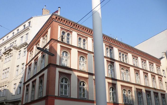 Vienna: Jewish Life in Leopoldstadt 2-Hour Walking Tour - Booking details worth knowing