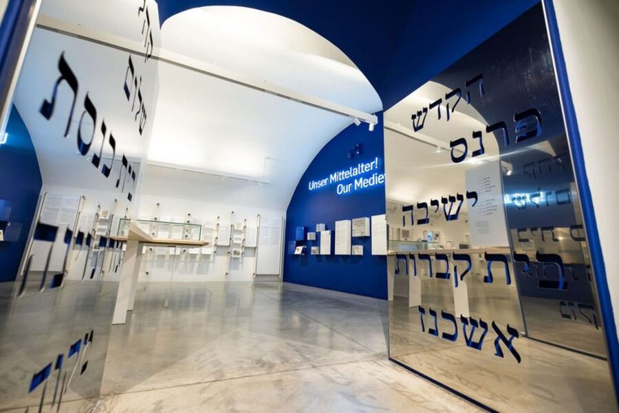 Vienna: Jewish Museum Vienna and Museum Judenplatz Tickets - Temporary exhibitions add a second layer