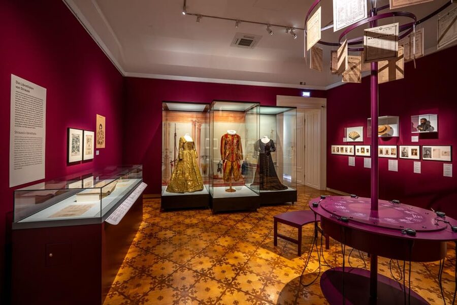 Vienna: Johann Strauss 200th birthday anniversary exhibition - How long to allow and how to plan your visit
