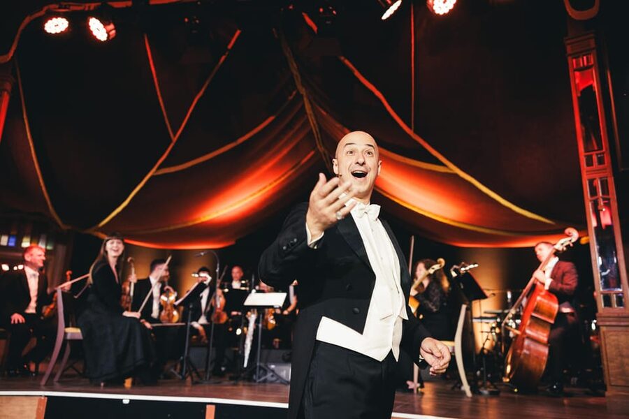 Vienna: Johann Strauss Dinner Show at the Prater - Seating: the most important booking decision