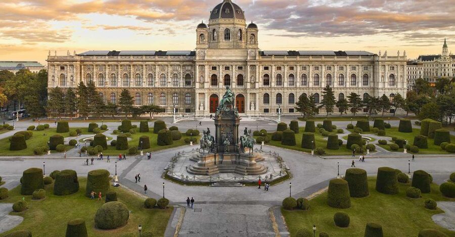 Vienna Kunsthistorisches Museum Day Admission Ticket - Start with the Picture Gallery’s famous names
