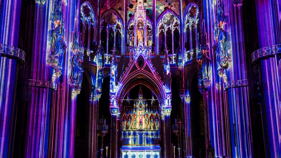 Vienna: Light of Creation Votive Church Immersive Light Show - The music, light, and emotional effect