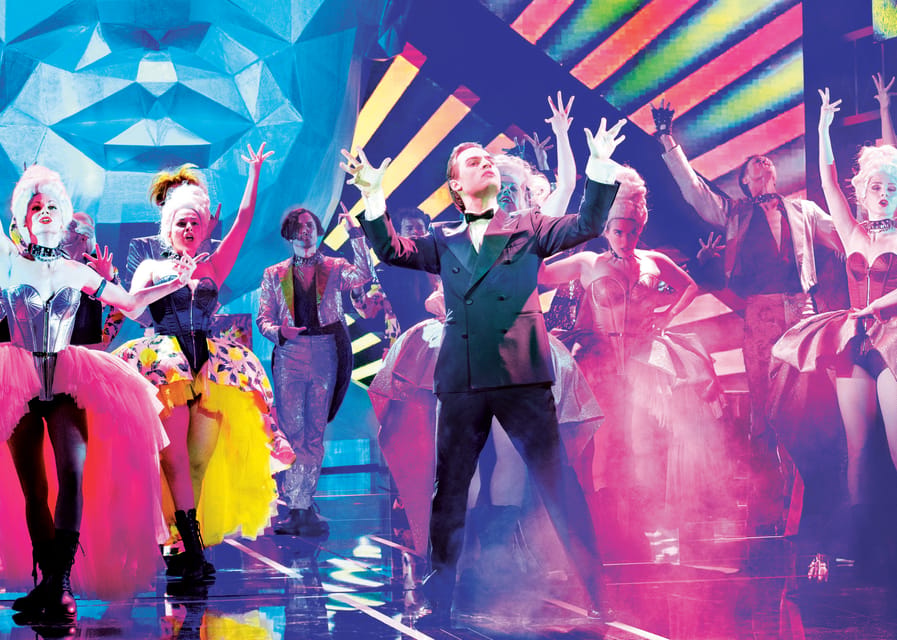 Vienna: Musical Tickets ROCK ME AMADEUS - THE FALCO MUSICAL - Choreography, costumes, and the show’s visual style