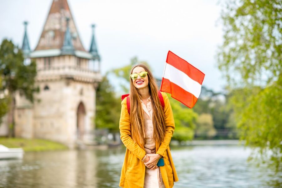 Vienna: Old Town Professional Photowalk - Albertina Museum and the art-filled center