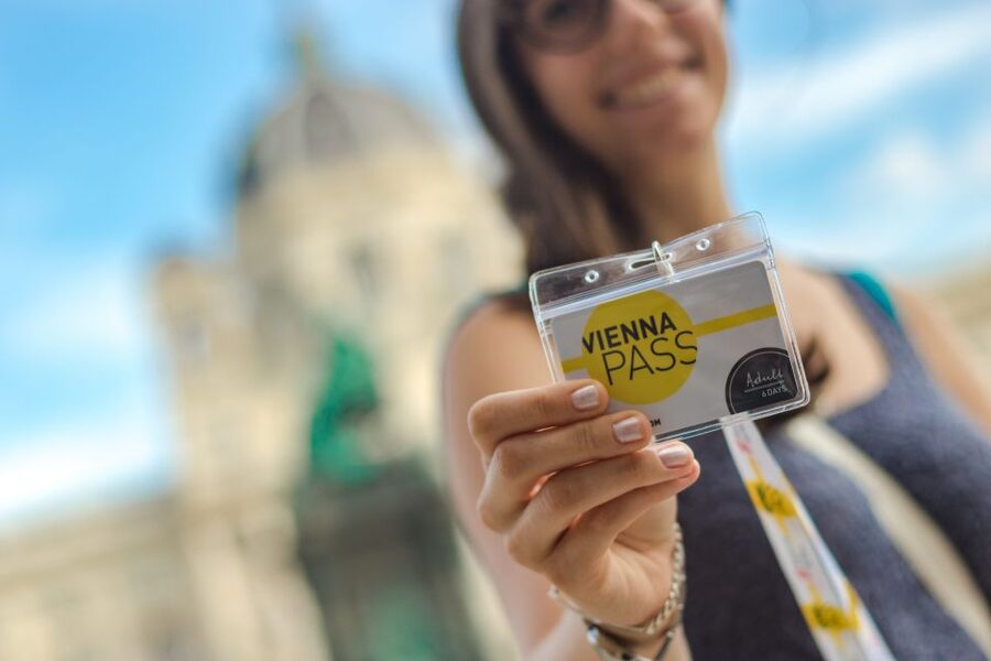 Vienna PASS: All incl. Sightseeing Pass for 85+ Attractions - How the hop-on hop-off buses work for your day