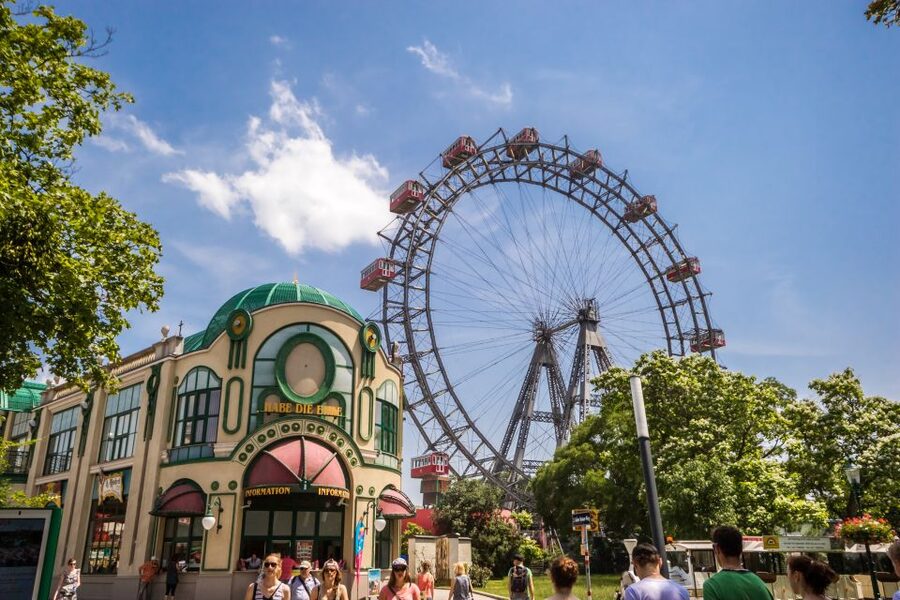 Vienna PASS: All incl. Sightseeing Pass for 85+ Attractions - Fast-track entry is useful, but not universal