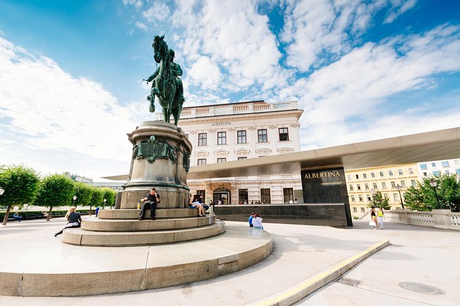 Vienna PASS Including Hop On Hop Off Bus Ticket - Imperial Vienna: Hofburg, the crypt, and the State Hall