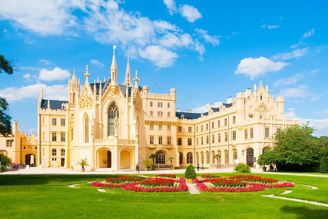 Vienna-Prague One-Way Sightseeing Tour Bus - Is $324.79 a fair price?
