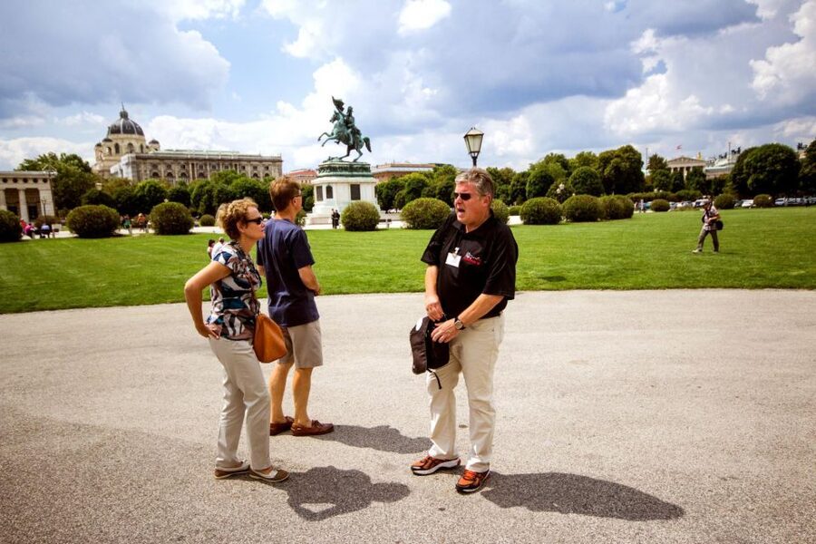 Vienna: Private Guided Walking Tour - Franziskanerplatz, Blutgasse, and ordinary Vienna
