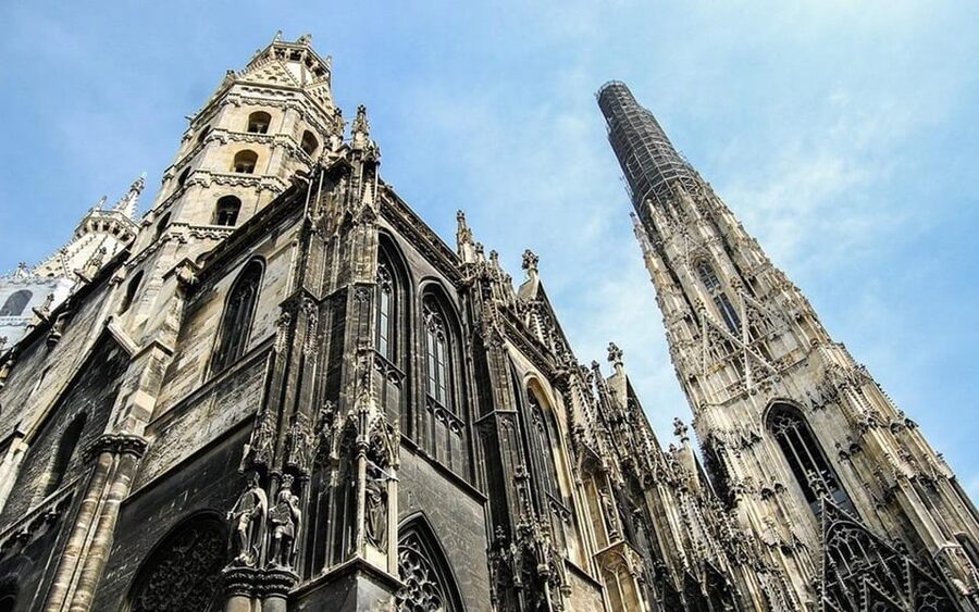 Vienna: Private Half-Day Sightseeing Tour - Hofburg Palace and the imperial center