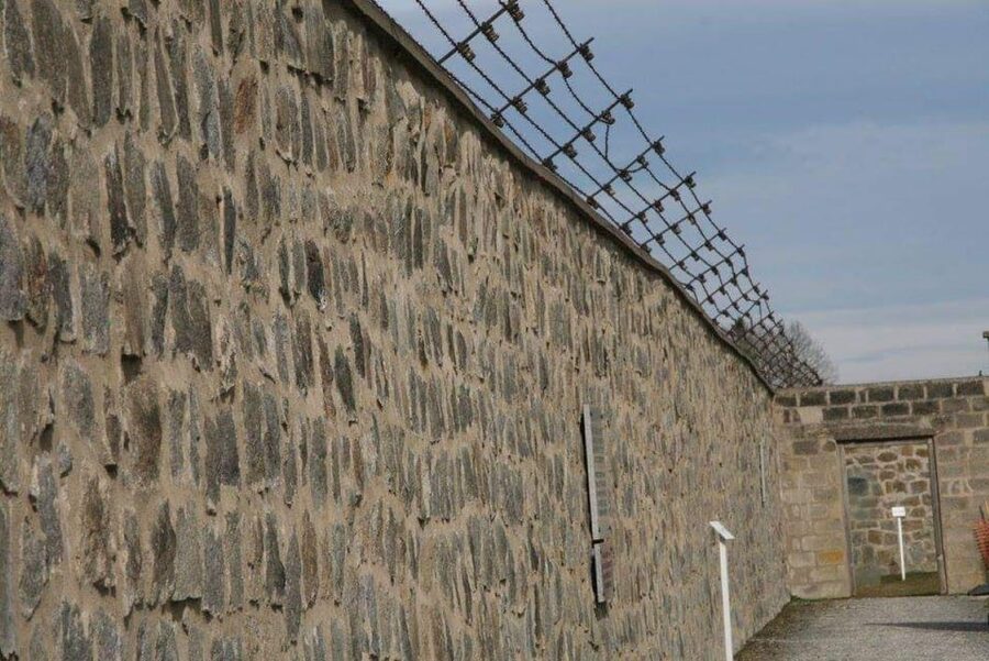 Vienna: Private tour Mauthausen and Linz - The 45-minute ride to Linz