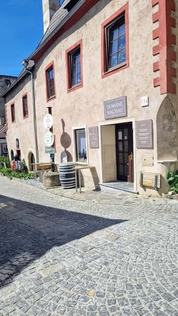 Vienna: Private Wachau tour to Dürnstein and Melk - The short ride toward Melk Abbey