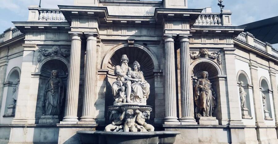 Vienna: Private Walking Tour - The Graben, Plague Column, and Jewish Square