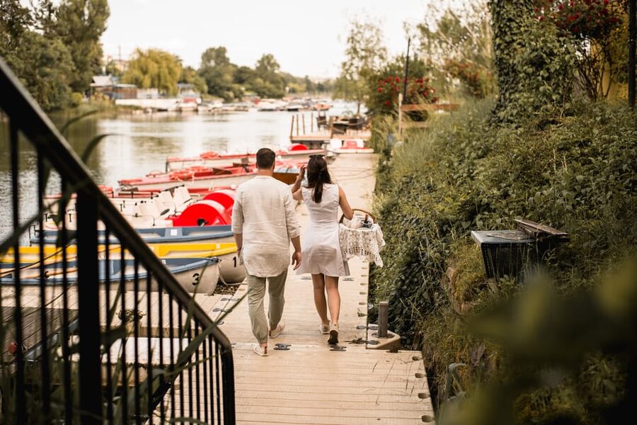 Vienna: Retro Boat Tour on the Danube River with Picnic - Is $176 good value for four people?