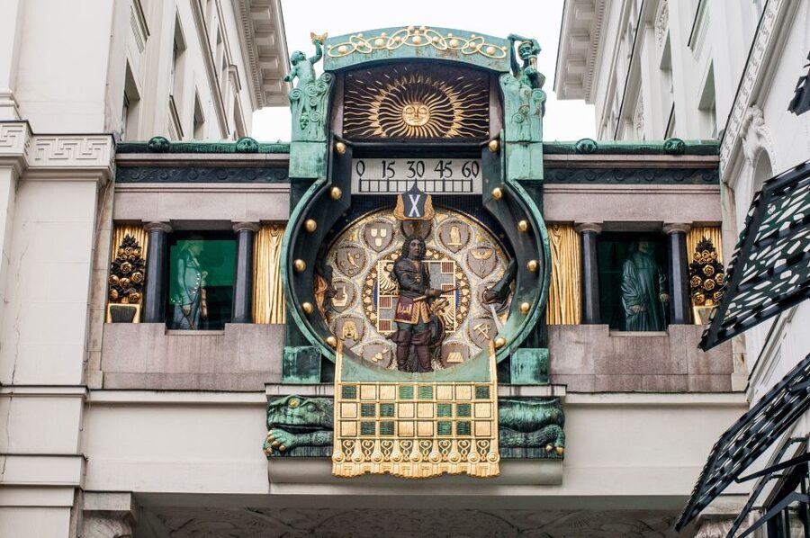 Vienna: Romantic Old Town 2-Hour Discovery Tour - Vienna’s architectural mix, from Gothic to Art Nouveau