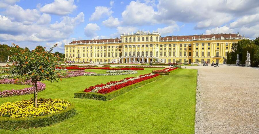 Vienna: Schönbrunn Palace & Gardens Skip-the-Line Tour - Why Schönbrunn is worth two hours of your Vienna day