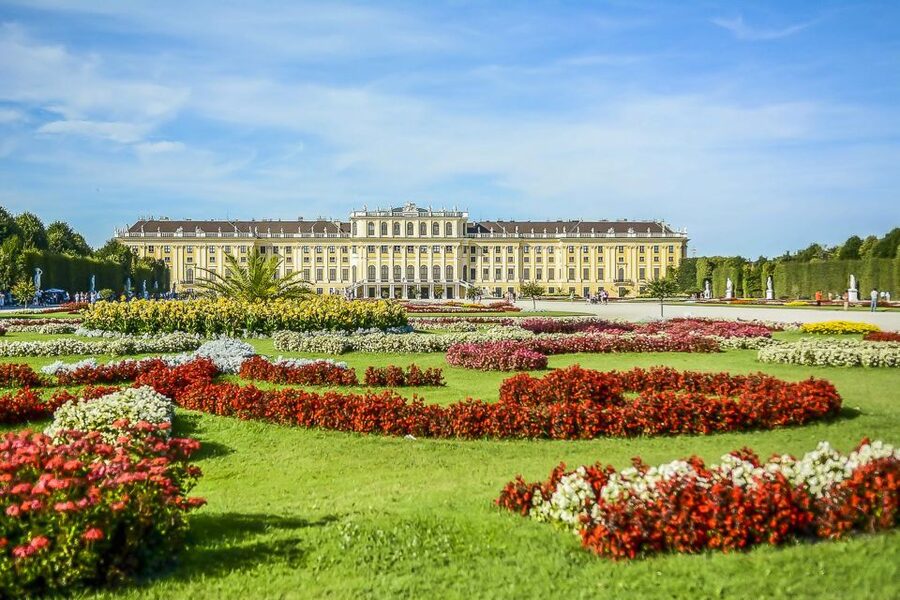 Vienna: Schönbrunn Palace & Gardens Skip-the-Line Tour - Practical details that affect your visit
