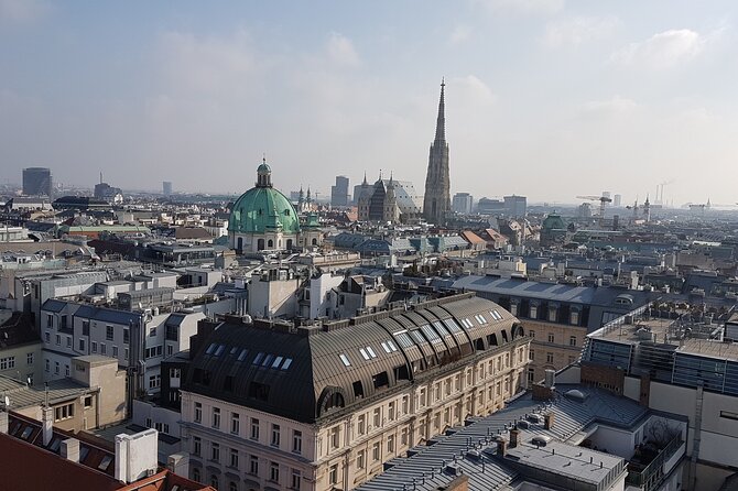 Vienna Secrets Walking Tour to Backyards and Mysterious Locations - What the two-hour format gives you