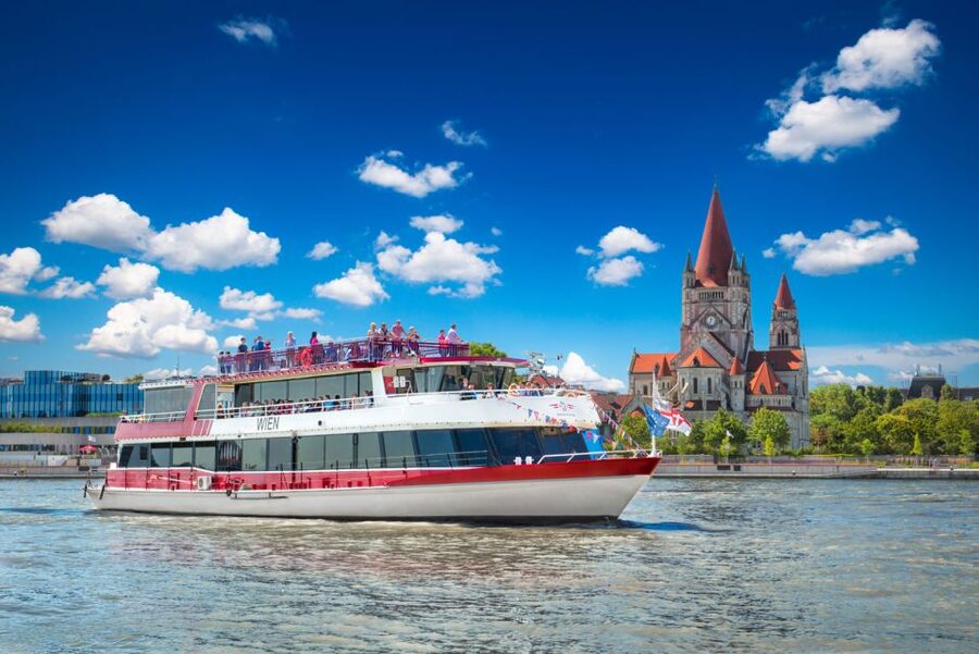 Vienna: Sightseeing Boat Tour with Lunch - Schwedenplatz is a practical starting point