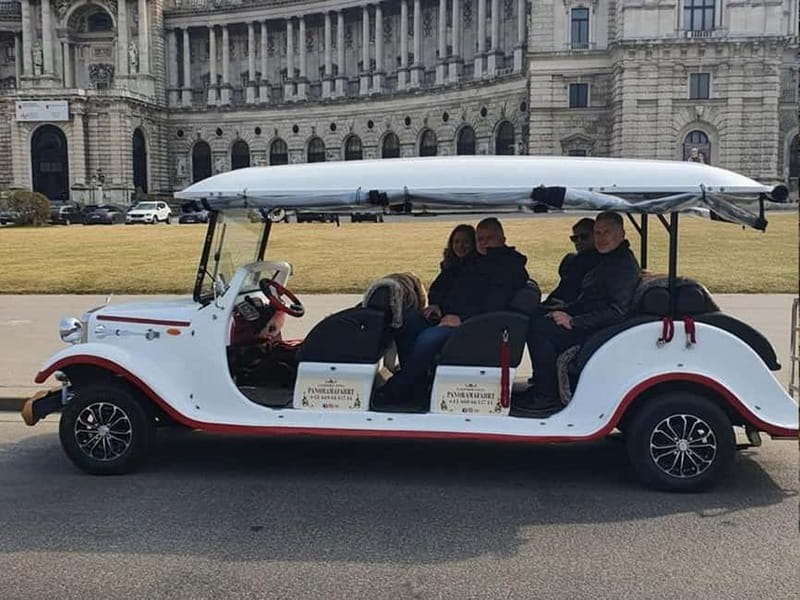 Vienna: Sightseeing Tour in an 8 seats electric classic car - The Ringstraße, Opera, and palace quarter