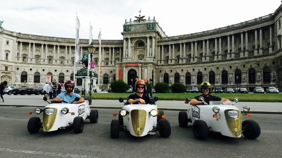 Vienna: Sightseeing Tour in Hotrod - Who should book the Vienna hot rod tour?