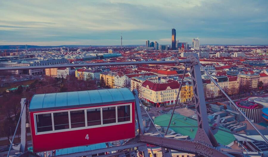 Vienna: Skip-the-cashier-desk-line Giant Ferris Wheel Ride - Why Vienna’s old wheel still matters