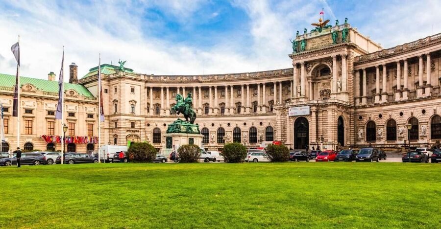 Vienna: Skip-the-Line Hofburg Ticket & Sisi Museum Tour - The Imperial Apartments and Their 24 Rooms