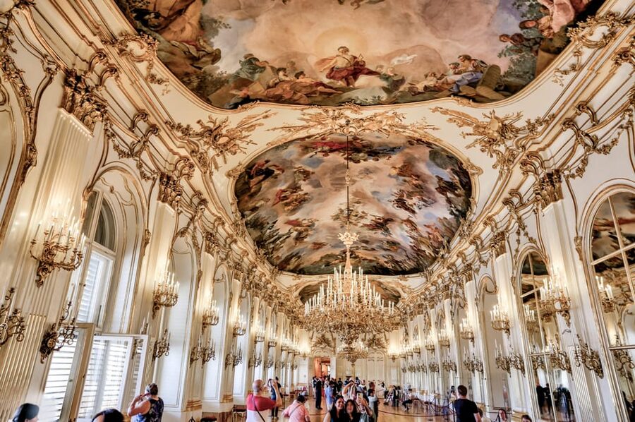 Vienna: Skip-the-Line Schönbrunn Palace and Gardens Tour - Meeting at the Group Center near Schönbrunn station