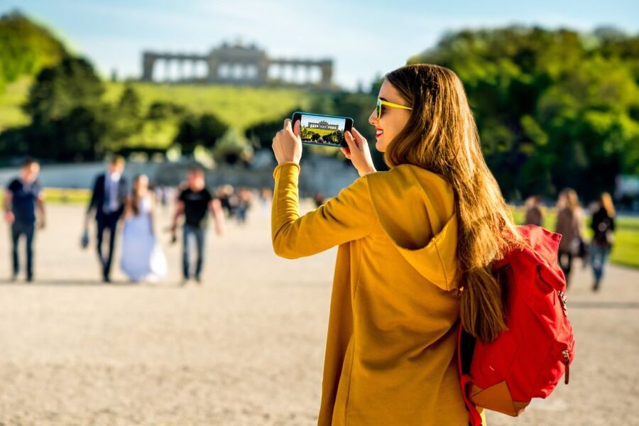 Vienna: Skip-the-Line Schönbrunn Palace & Gardens Tour - The gardens, Roman Ruins, and distant Gloriette