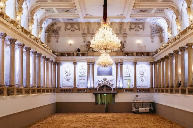Vienna: Spanish Riding School Guided Architectural Tour - Should you book the Spanish Riding School architectural tour?