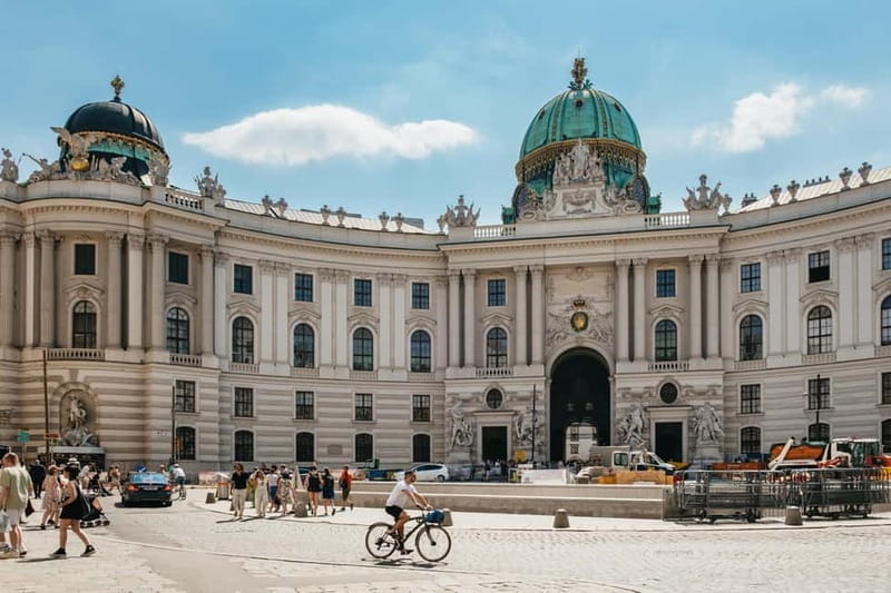 Vienna: Spanish Riding School Guided Architectural Tour - Is $30 a fair price?