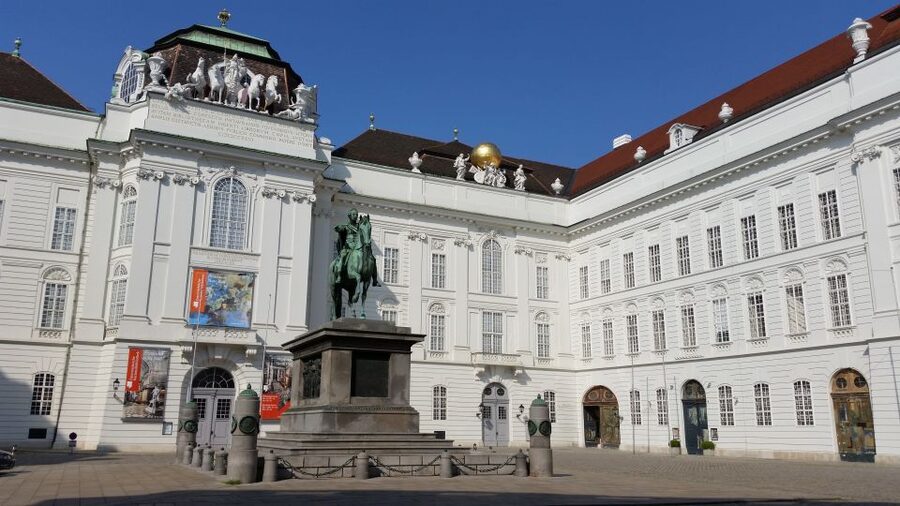 Vienna St. Stephen's Cathedral and city walk - What two hours really gives you